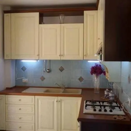 Casa Via Dei Lilla بيت للعطل *